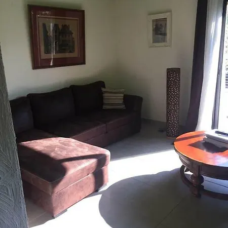 Maison Bord De Mer